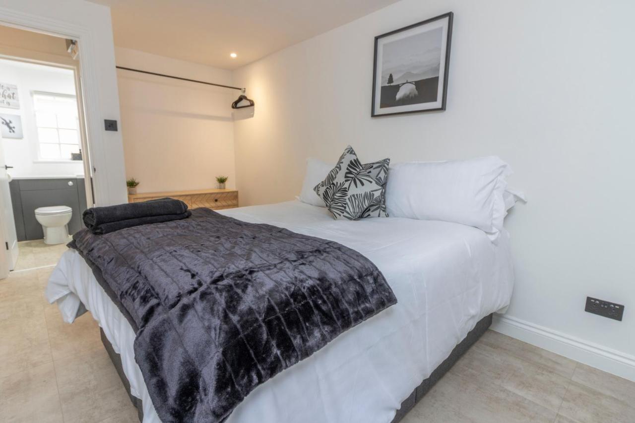 Spacious City Centre Apt Near Cathedral Exeter Dış mekan fotoğraf